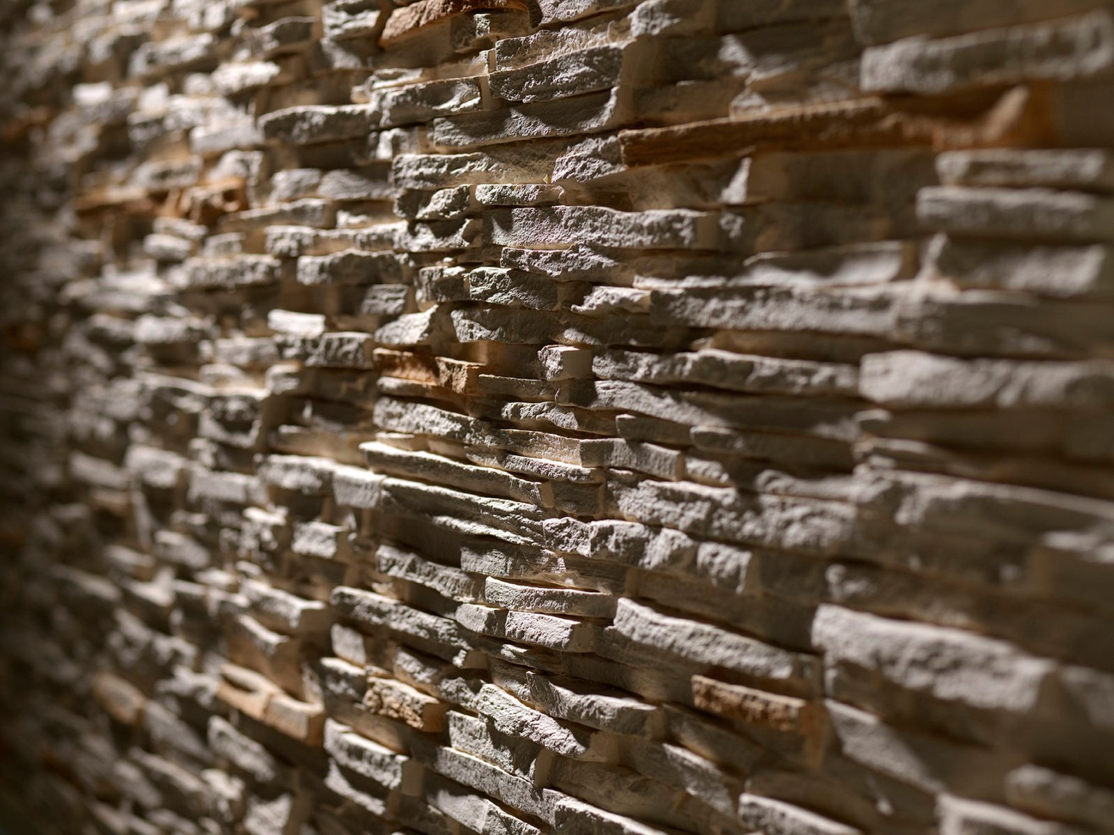 DECORATIVE WALL SOLUTIONS FOR HOTELS