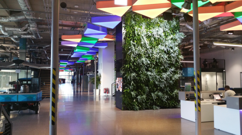 Hotel Interior Landscaping / Hotel Living Walls