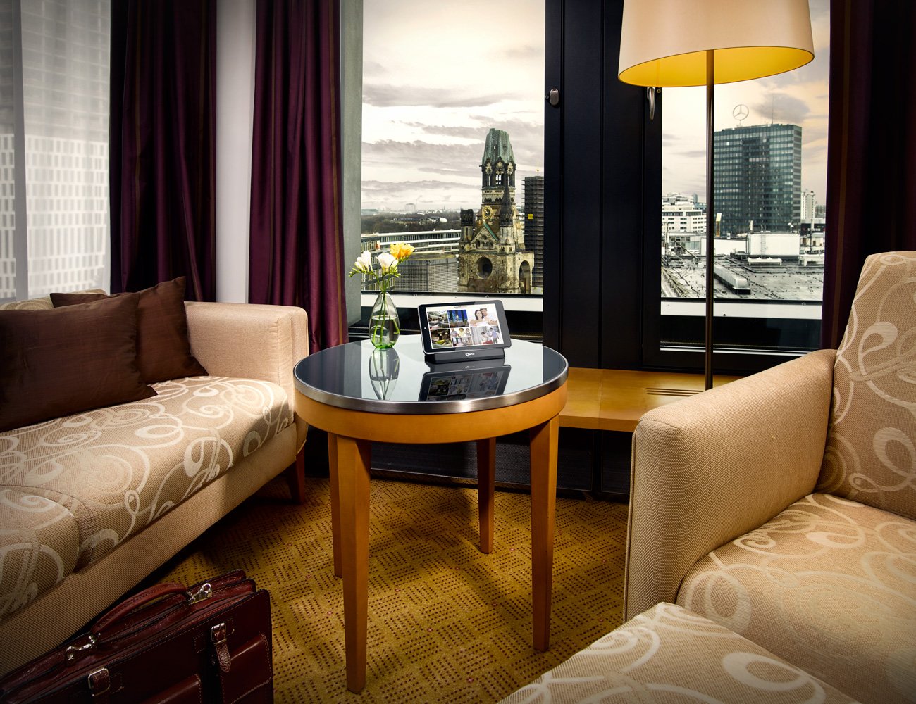 Hotel Digital Communication / Hotel Guest Communication