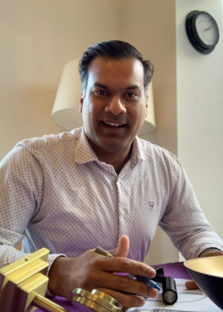 Bespoke Hotel Lighting / Decorative Hotel Lighting and Hotel Reading Lights