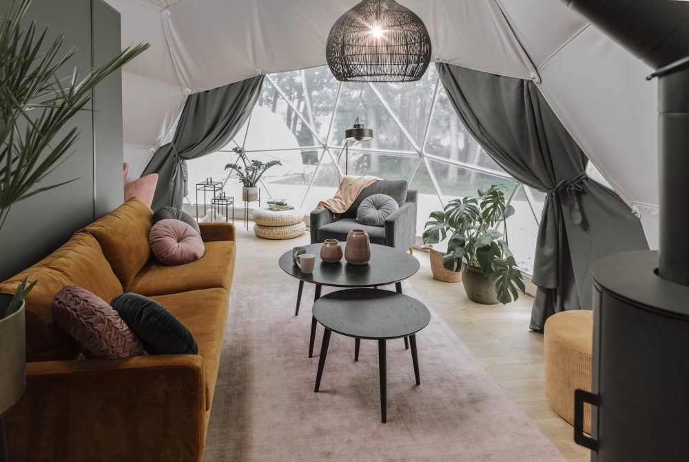 Deluxe Dome Accommodation / Luxury Glamping Solution