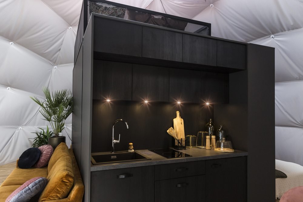 Deluxe Dome Accommodation / Luxury Glamping Solution