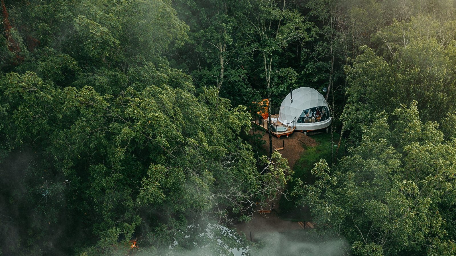 Deluxe Dome Accommodation / Luxury Glamping Solution