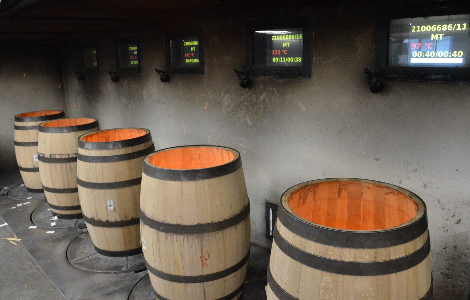 Oak Barrels for Hotels