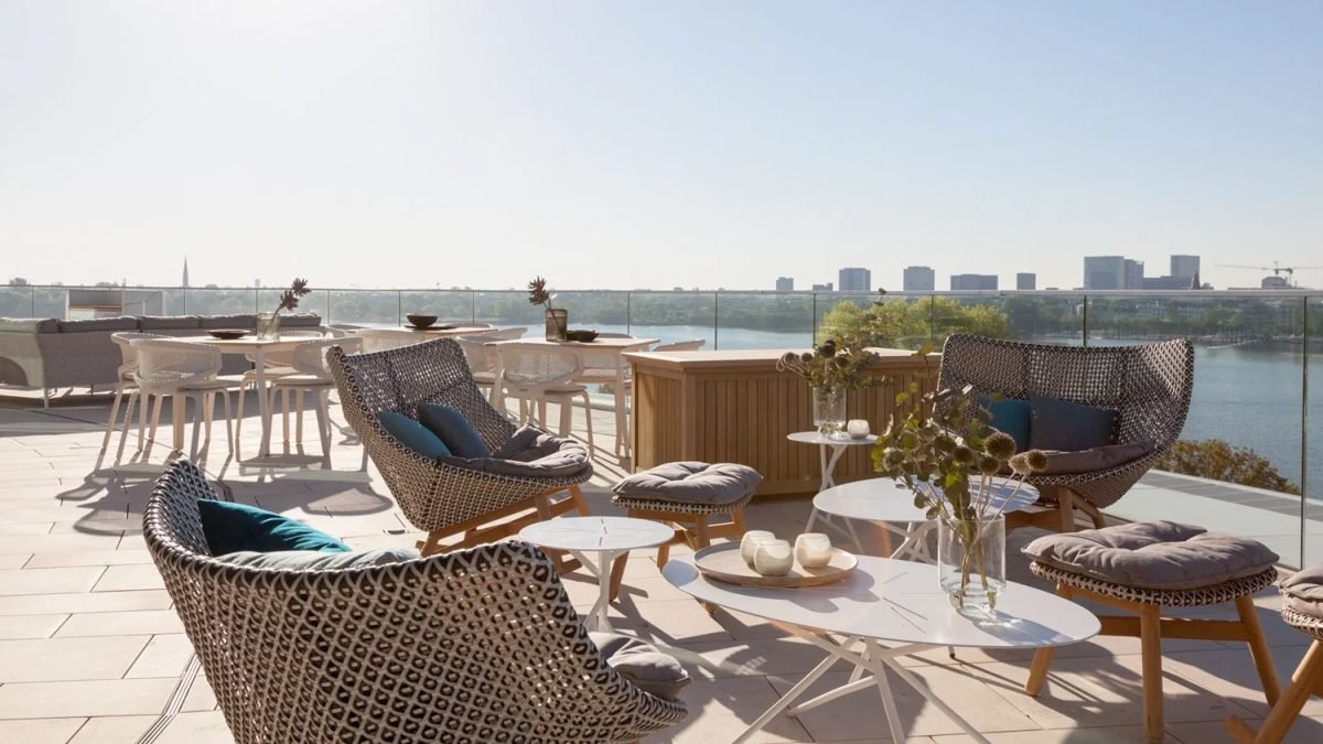 Outdoor Hotel Furniture