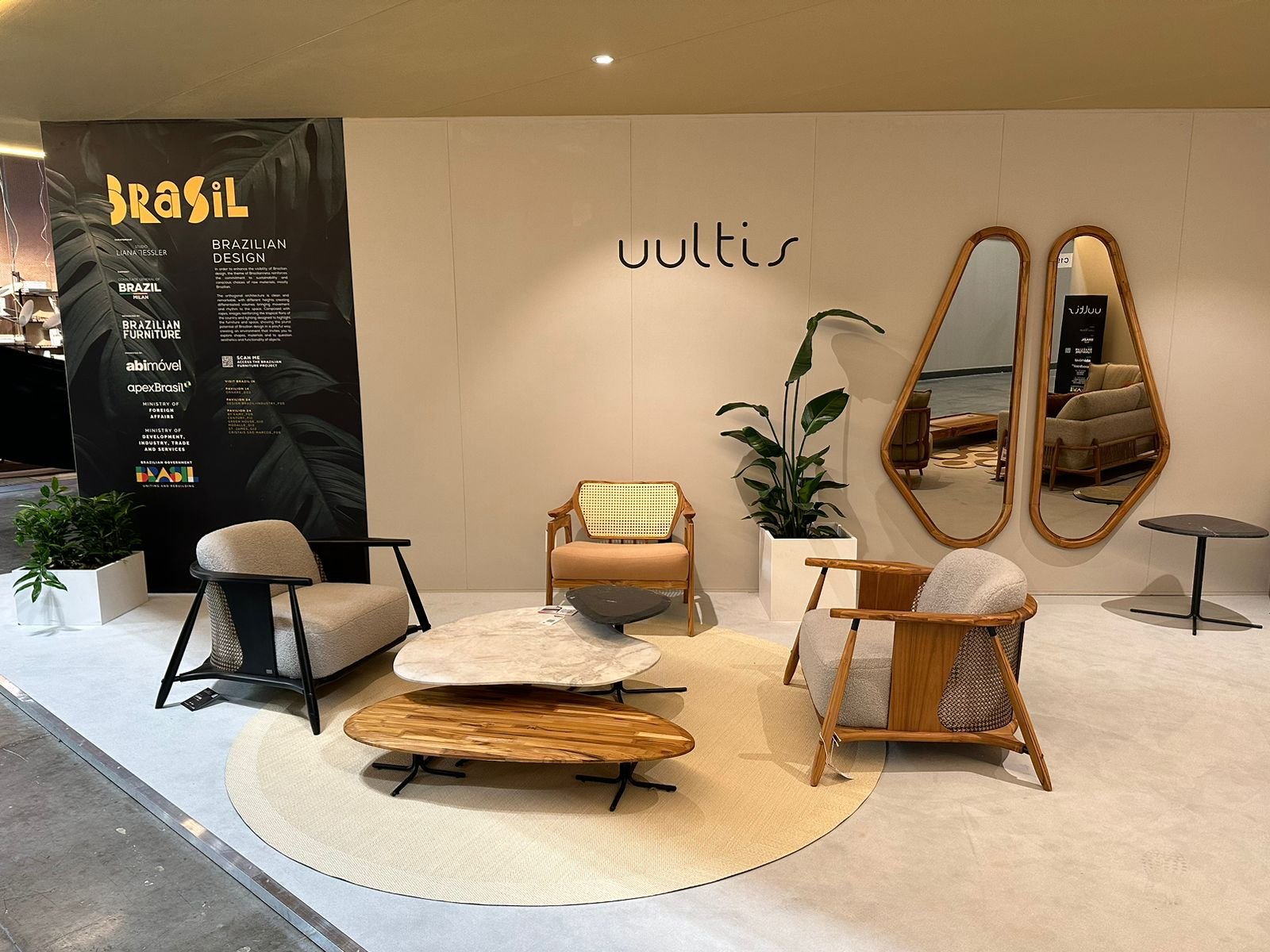 Contemporary Hotel Furniture