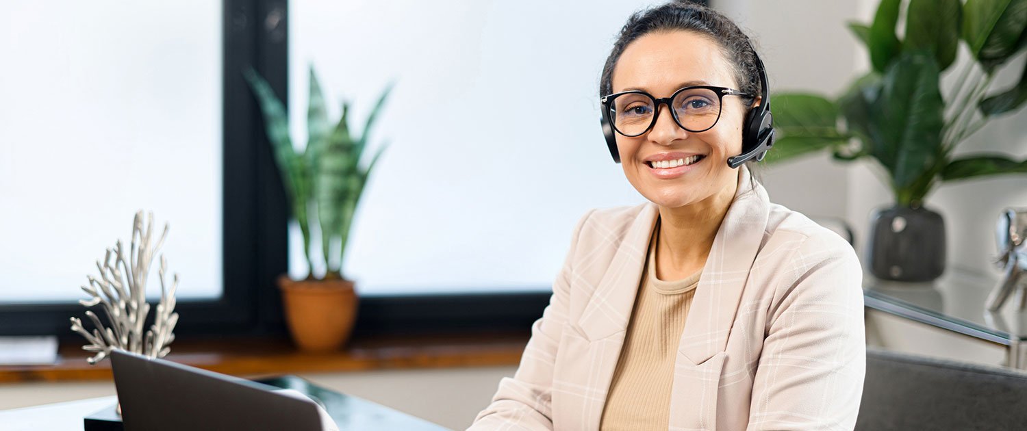 Remote Hotel Customer Service / Hotel AI Solutions / Virtual Hotel Solutions