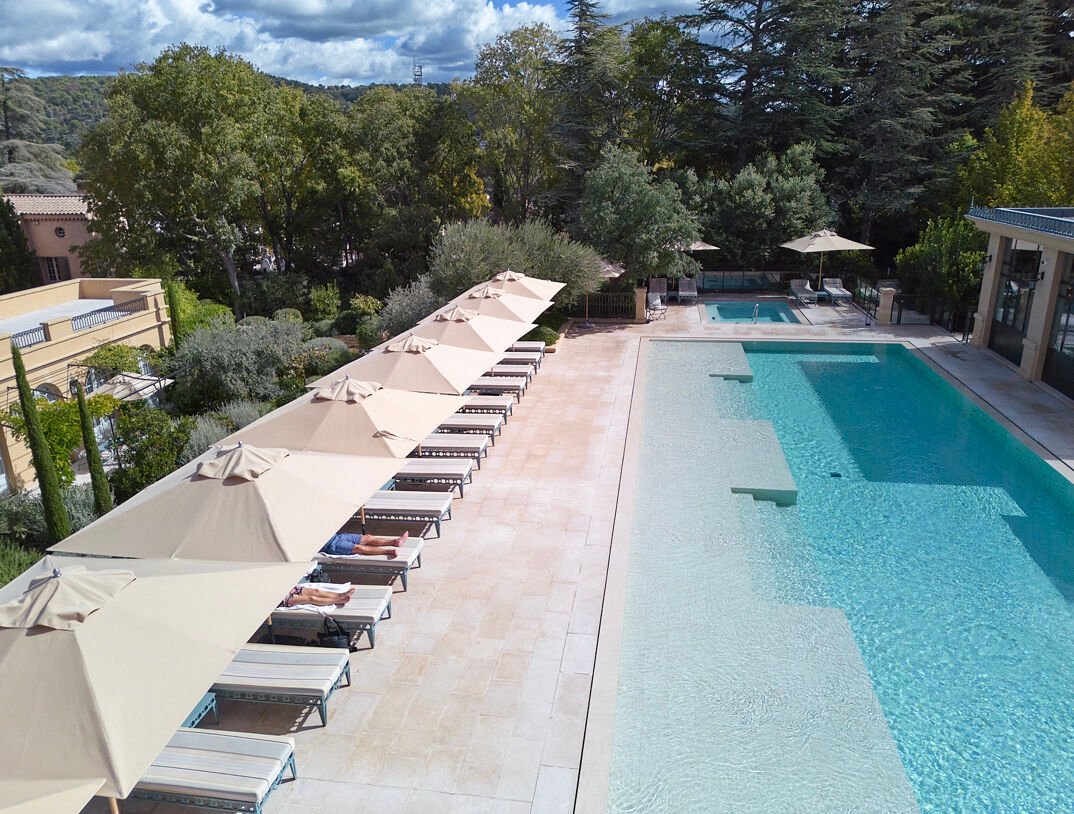 SHADE IN STYLE AT VILLA SAINT-ANGE