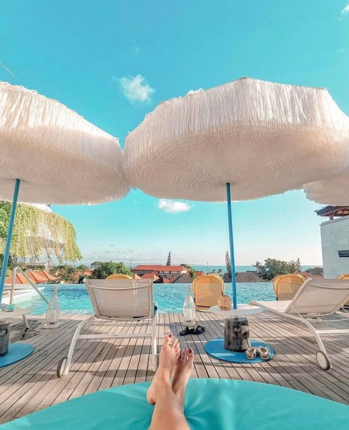 Symo Parasols: ALOFT HOTEL, BALI