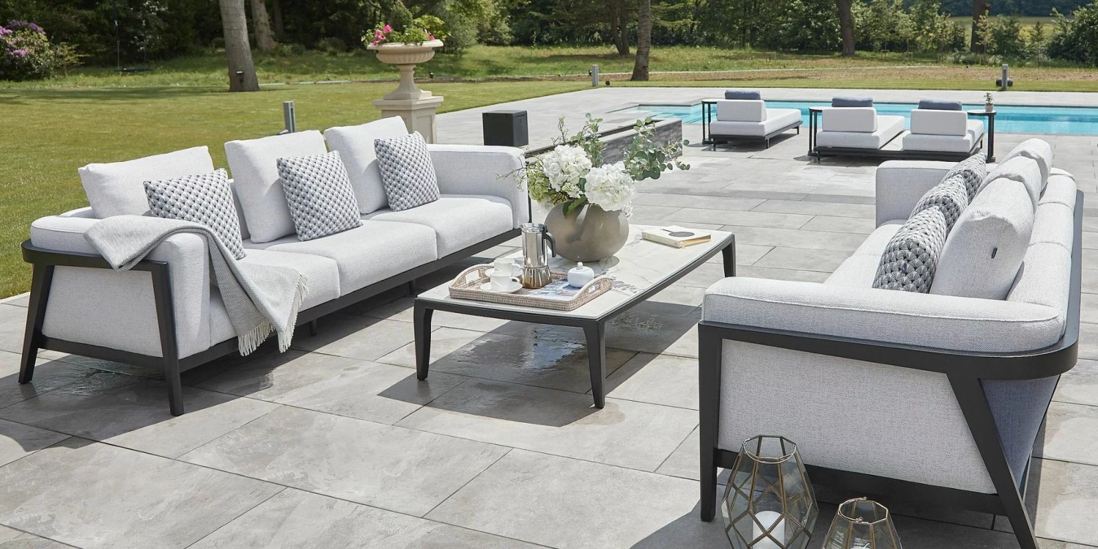 Hotel Outdoor Furniture Suppliers