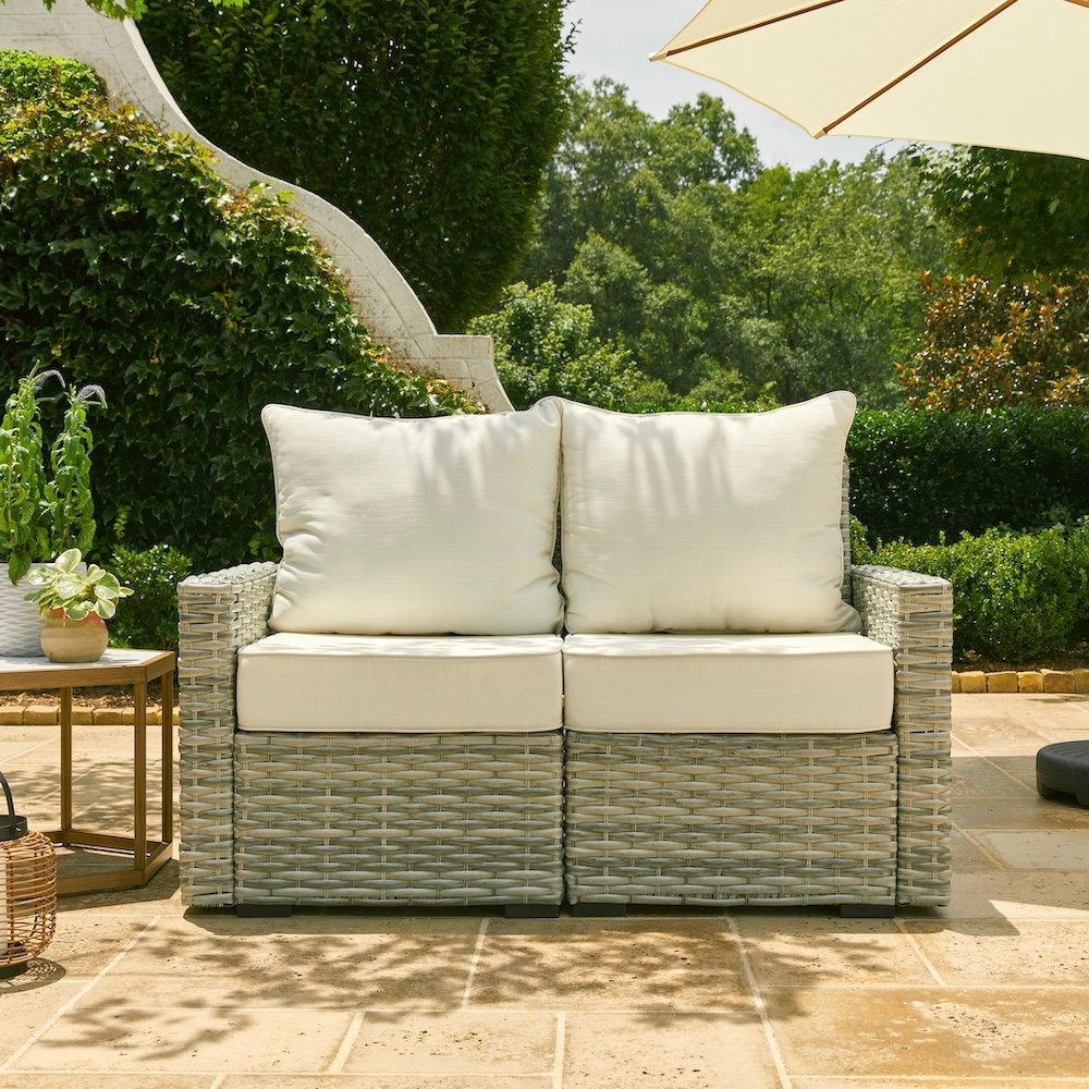 Outdoor Hotel Seating