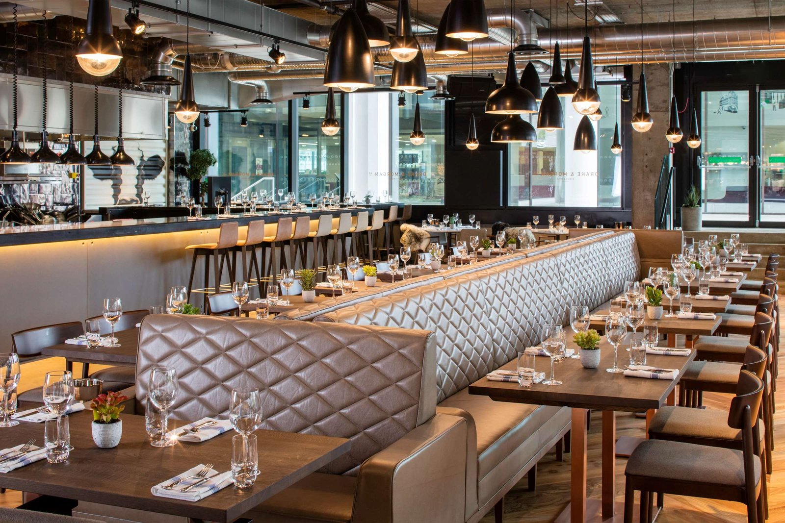 Luxury Guest Room Furniture