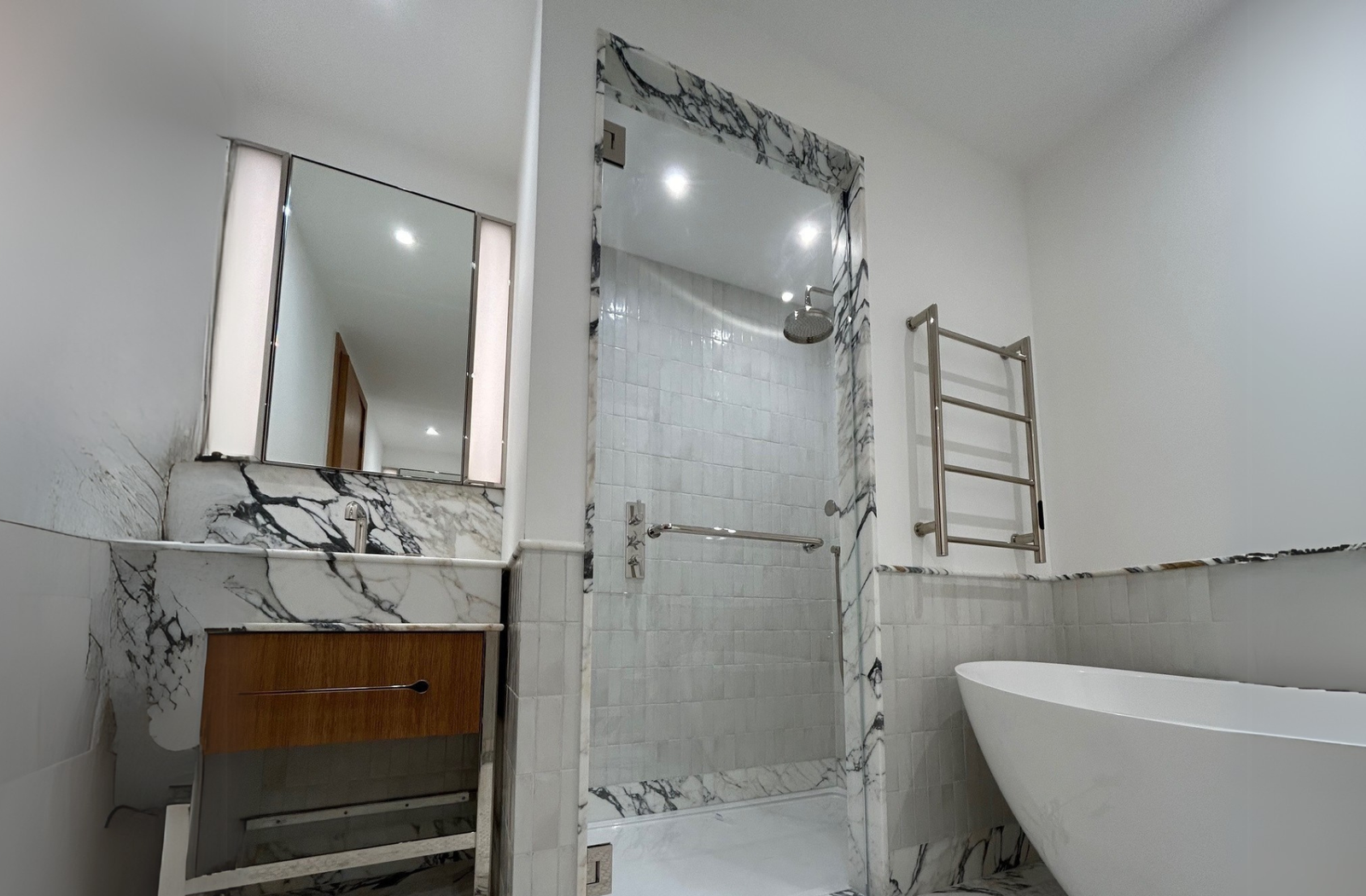 Hotel Decorative Glass