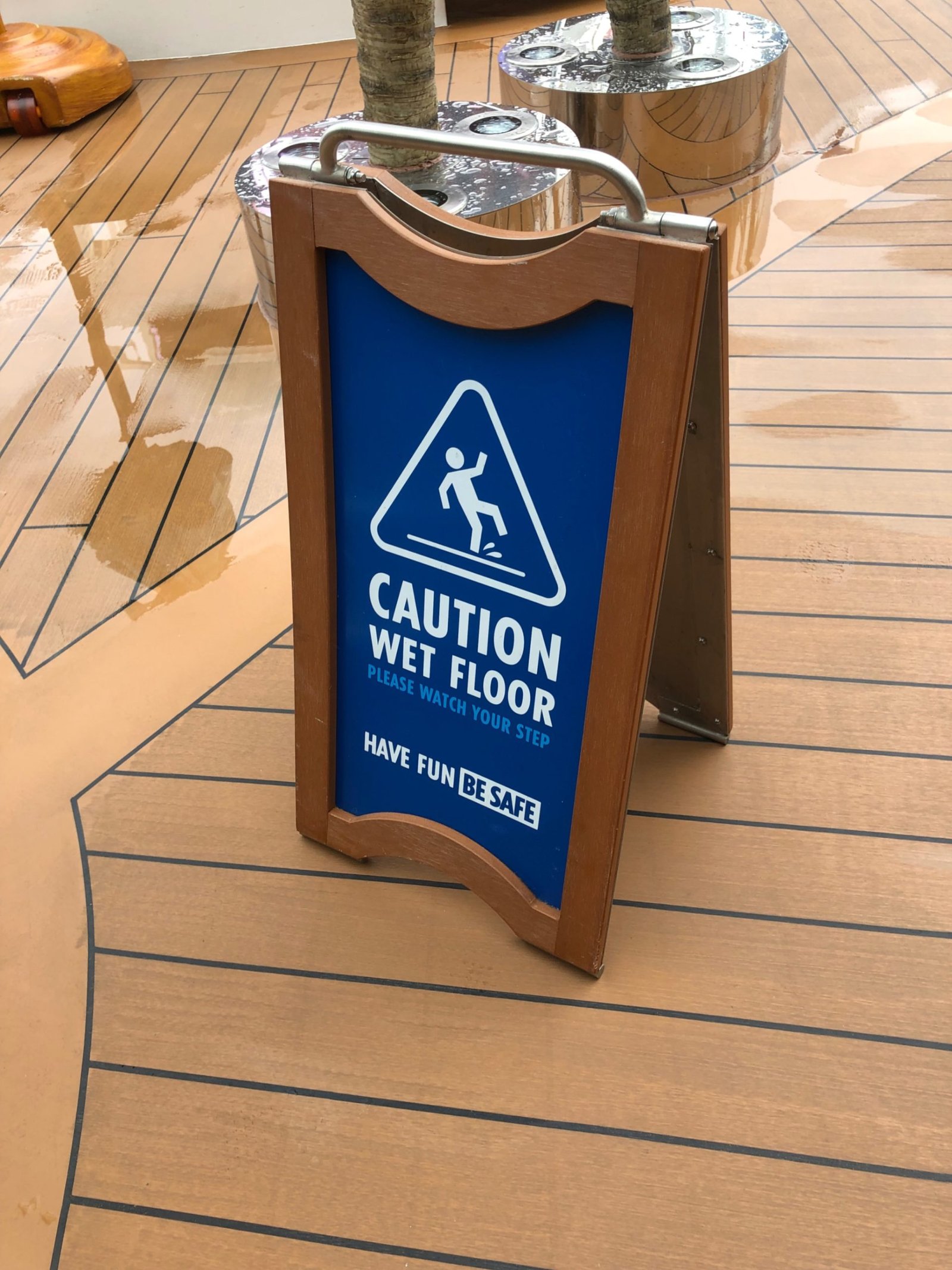 Custom hotel manufacturing / custom hotel solutions