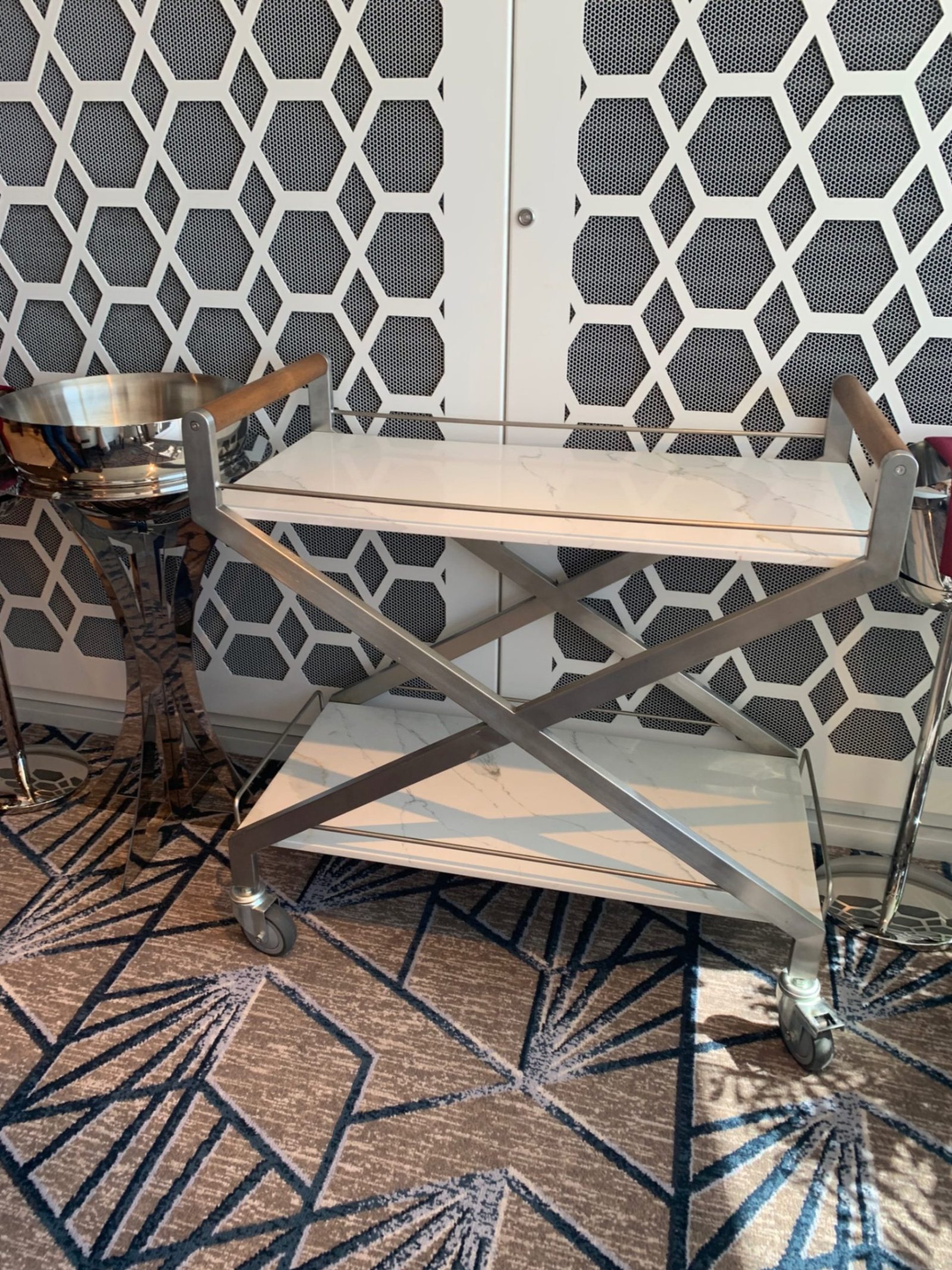 Custom hotel manufacturing / custom hotel solutions