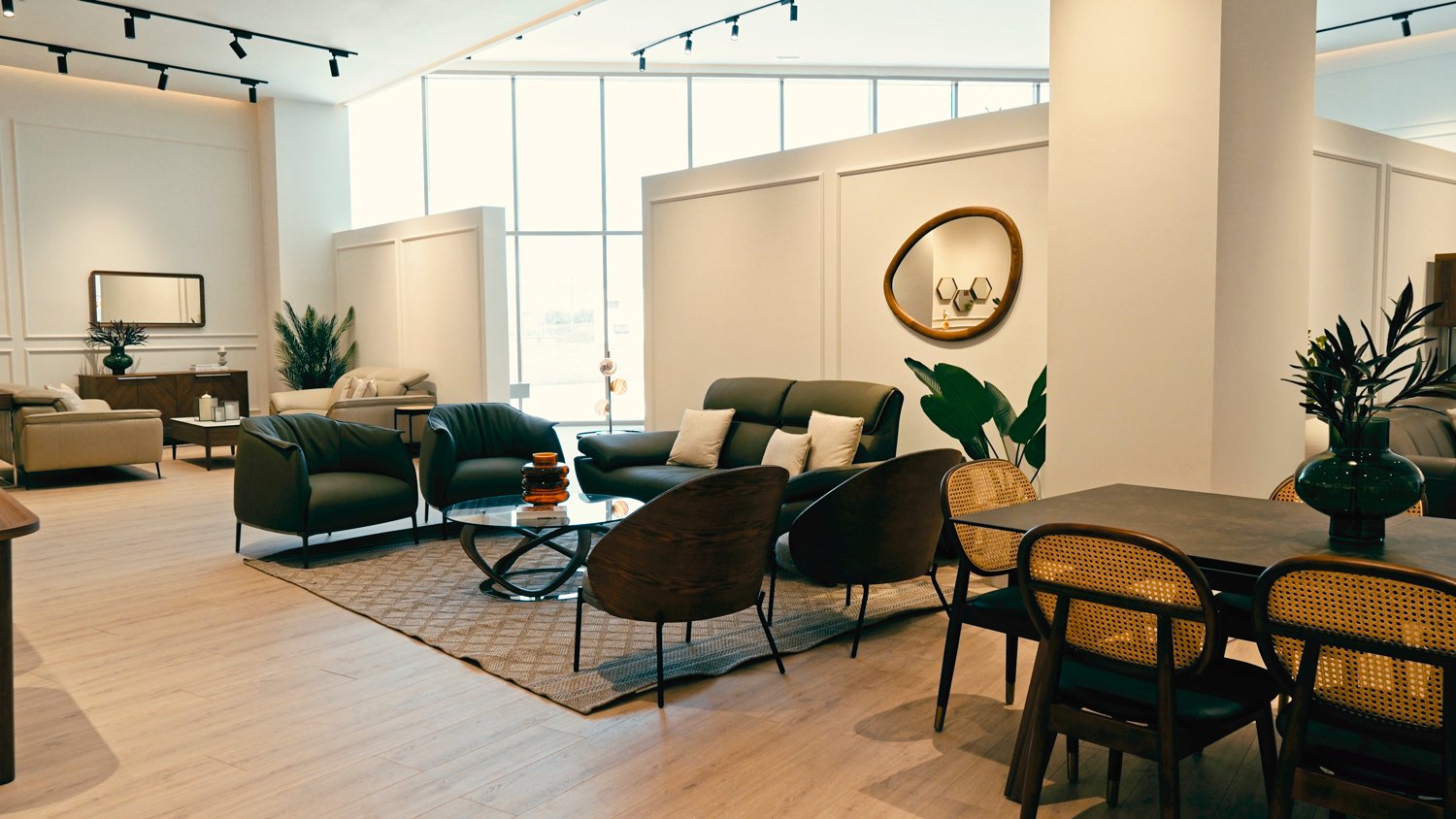 Angel Cerdá Opens New Hospitality Showroom in Valencia