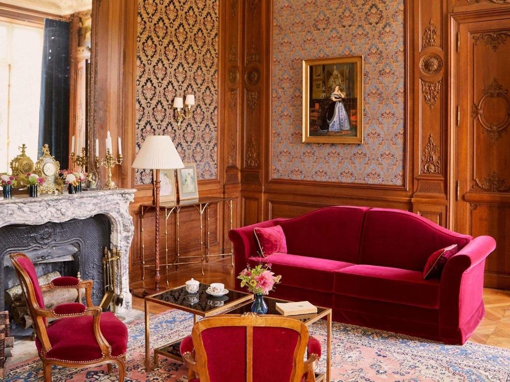 Mançana Brings Portuguese Craftsmanship and Bespoke Comfort to Hospitality Interiors