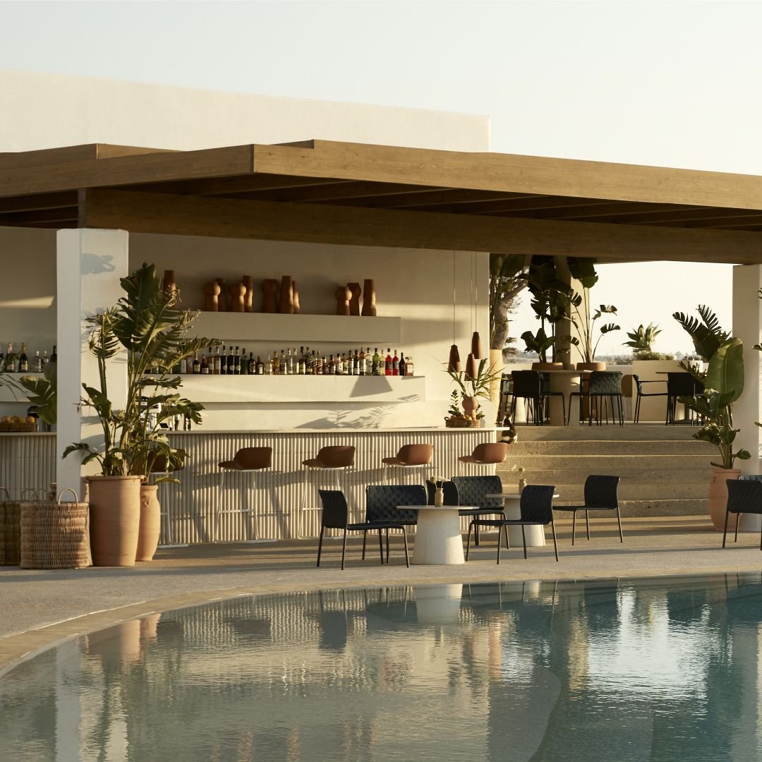 The Rise of Outdoor Bars in Modern Hotel Design