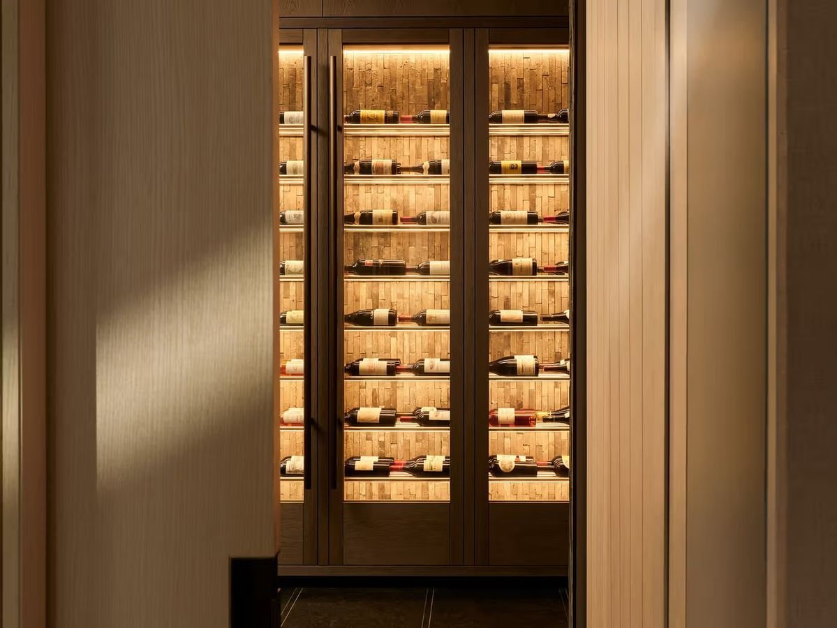 Wine Displays Are Becoming a Feature in Hotel Restaurants
